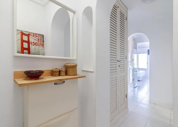 Oceanfront Flat I By Canary365 *