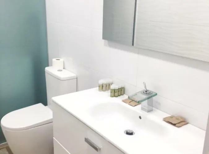 Oceanfront Flat I By Canary365 *